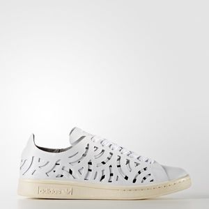 Adidas utcai cipő STAN SMITH CUTOUT női Adidas utcai cipő STAN SMITH CUTOUT női