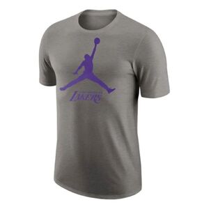 Nike P&oacute;l&oacute; Jordan NBA LA Lakers Essential f&eacute;rfi
